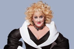 Karin Bloemen boek je bij Artist Bookings