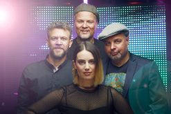 3Xtra-boeken-bij-Artist-Bookings-1