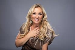 Desray-boeken-bij-Artist-Bookings